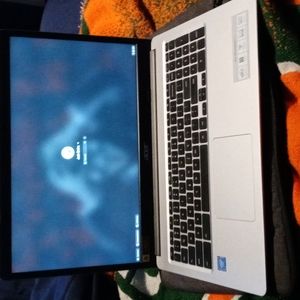 Acer Chromebook with 15.6" HD 1080p screen